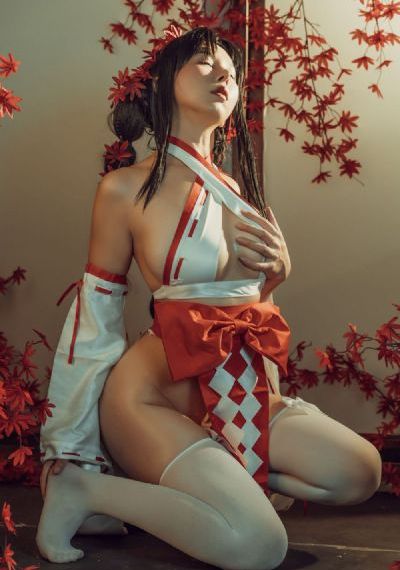 关晓彤三级毛片在线播放