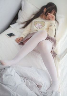 美丽的姑娘高清免费在线观看