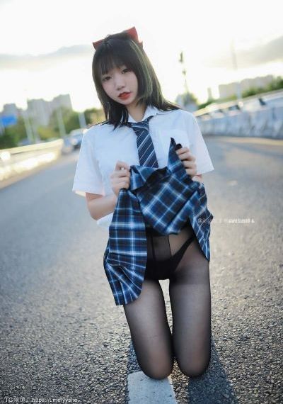 军舰上的女兵未删减版